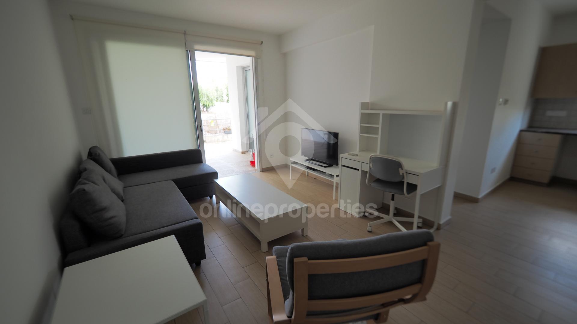 To change image, hover mouse over thumbnails below