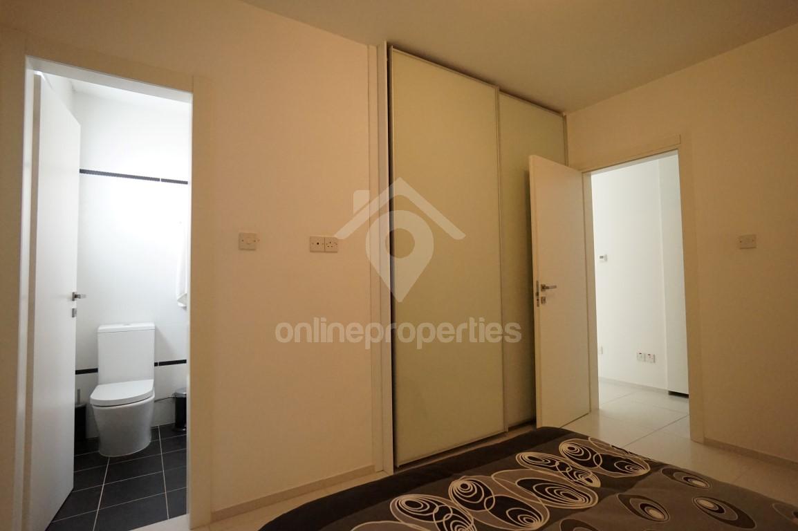 To change image, hover mouse over thumbnails below