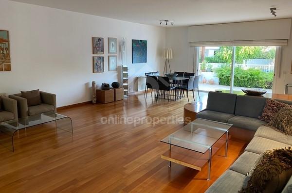 To change image, hover mouse over thumbnails below