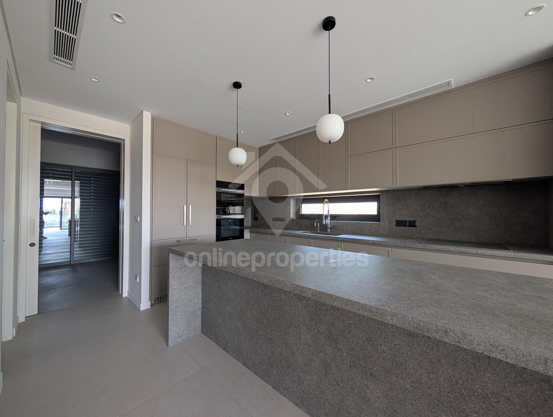 To change image, hover mouse over thumbnails below