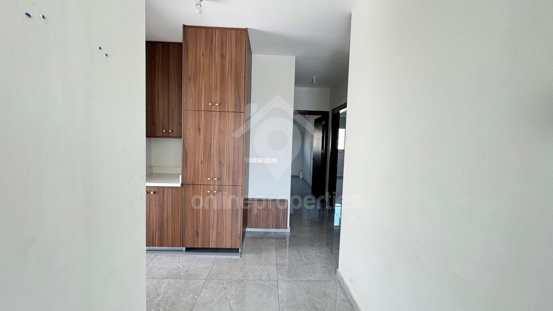 To change image, hover mouse over thumbnails below