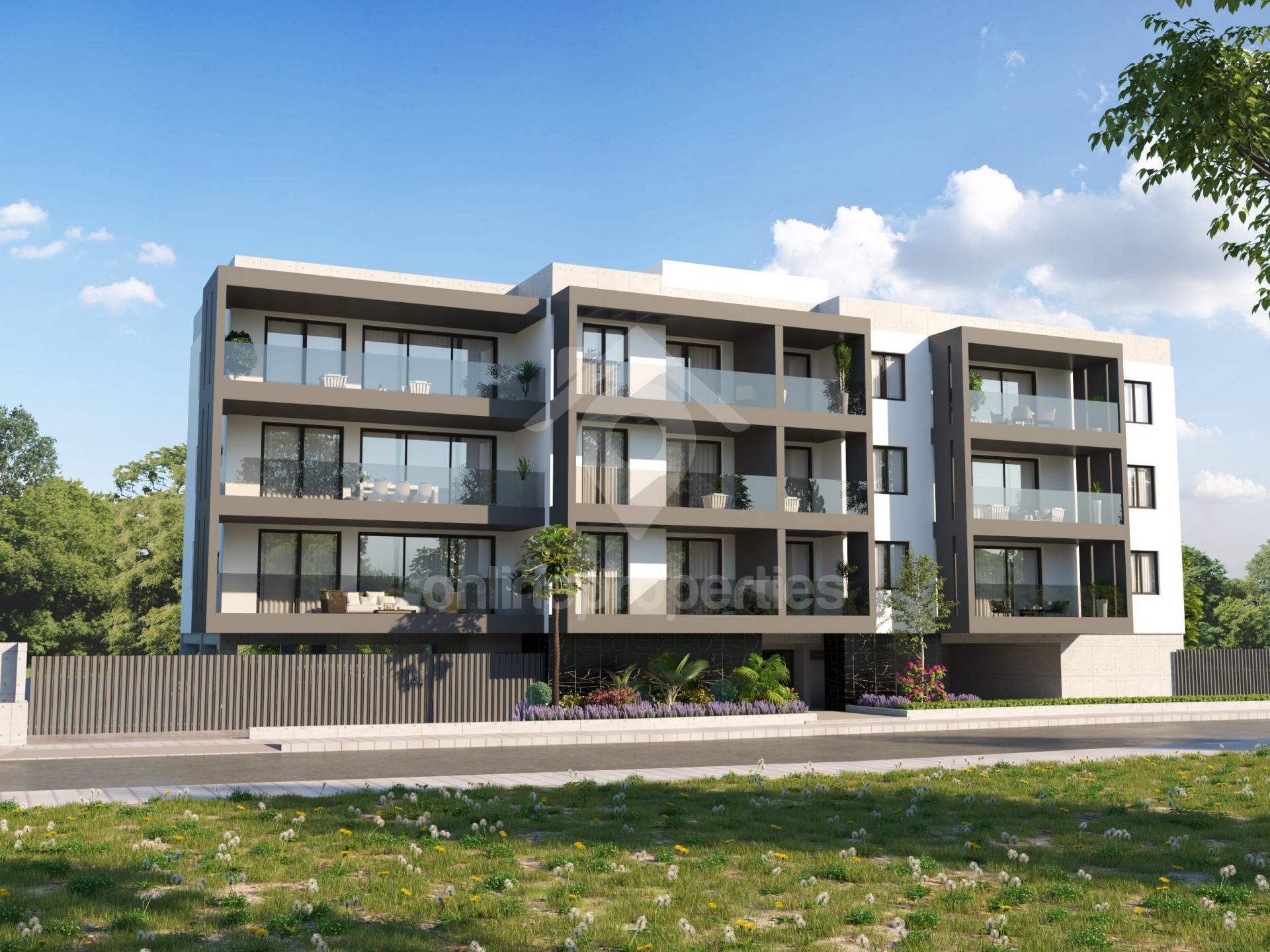 Elegant Residence with apartments