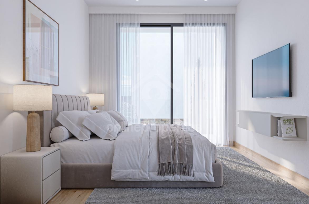 To change image, hover mouse over thumbnails below