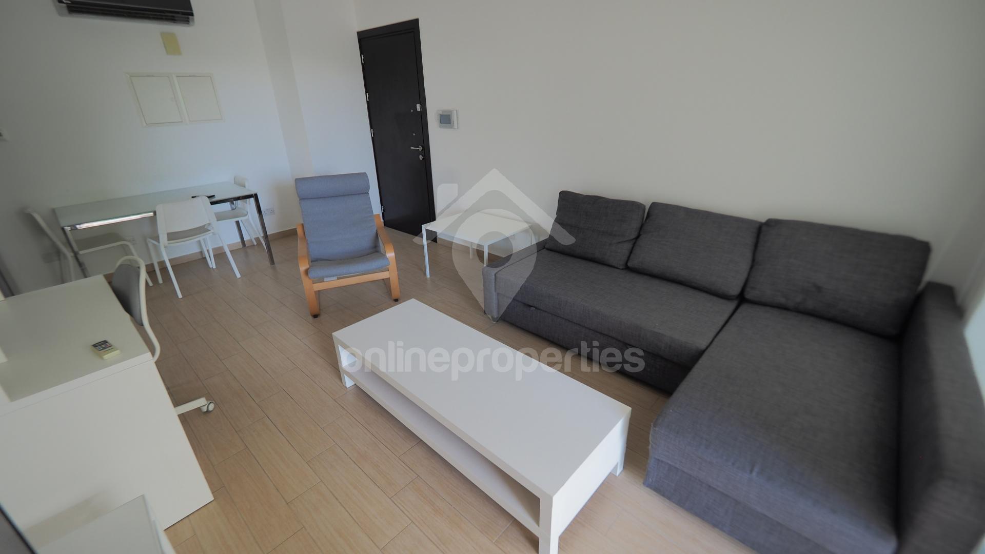 To change image, hover mouse over thumbnails below