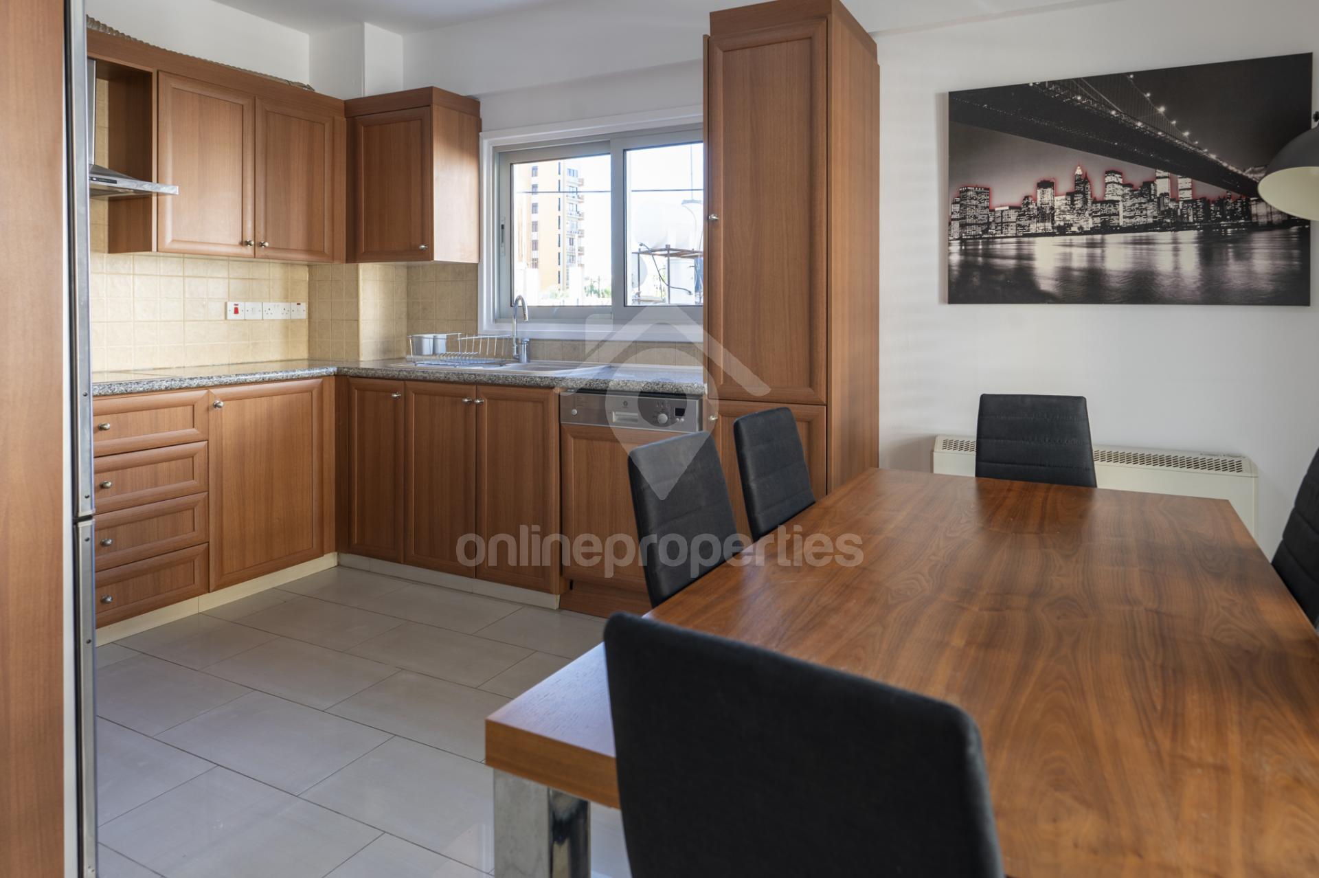 To change image, hover mouse over thumbnails below