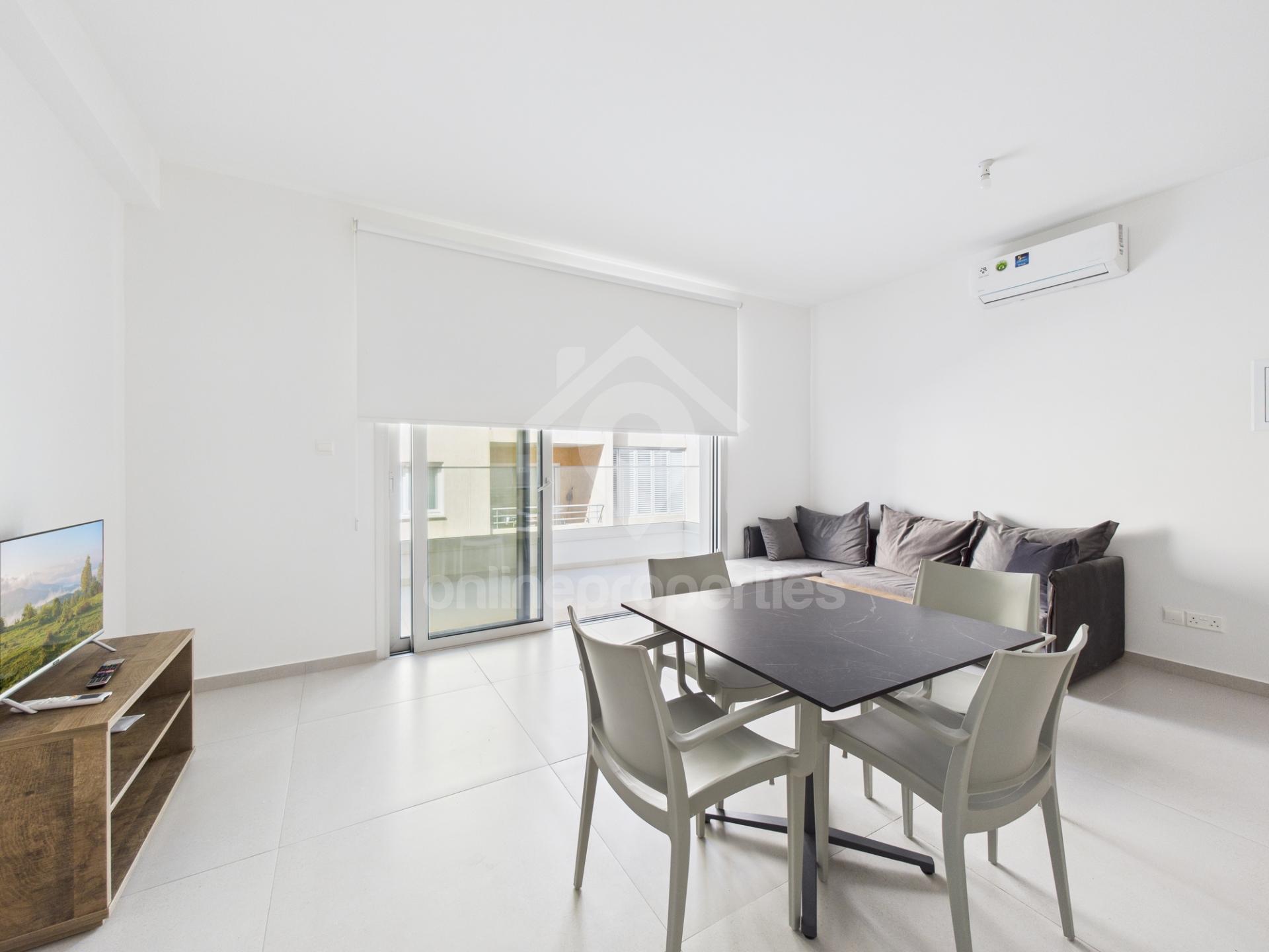 To change image, hover mouse over thumbnails below