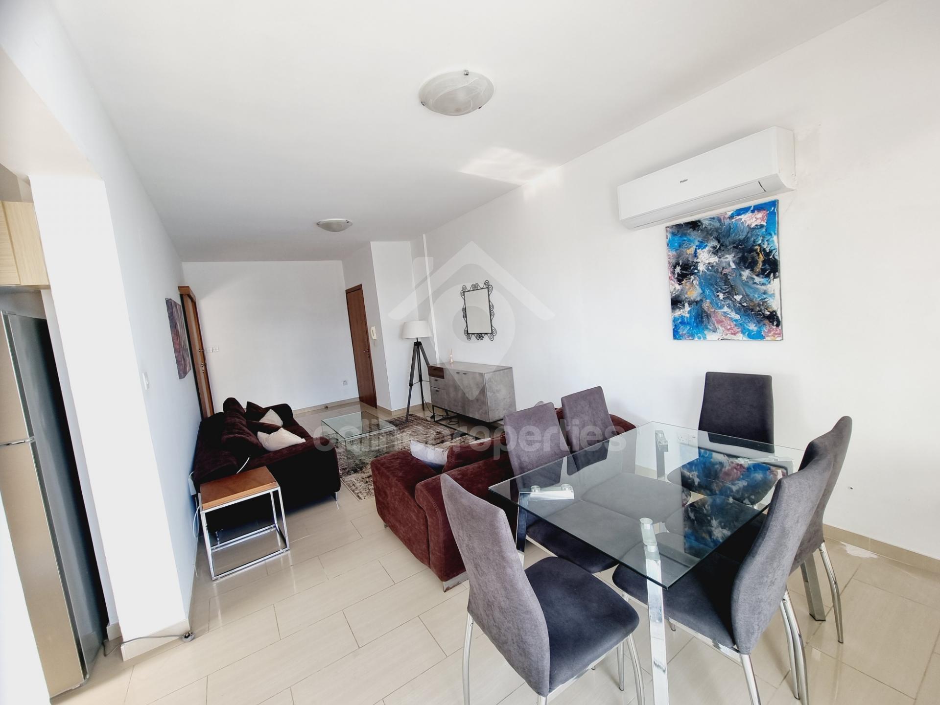 3 bedroom refurbished flat near the inner wall city area