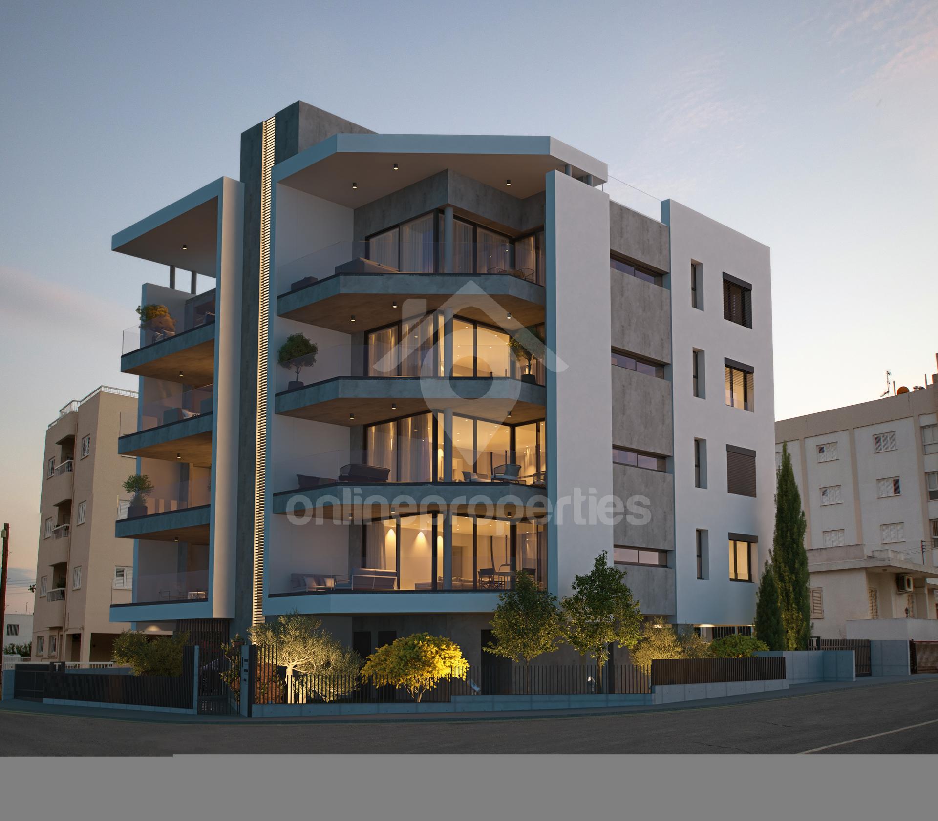 To change image, hover mouse over thumbnails below