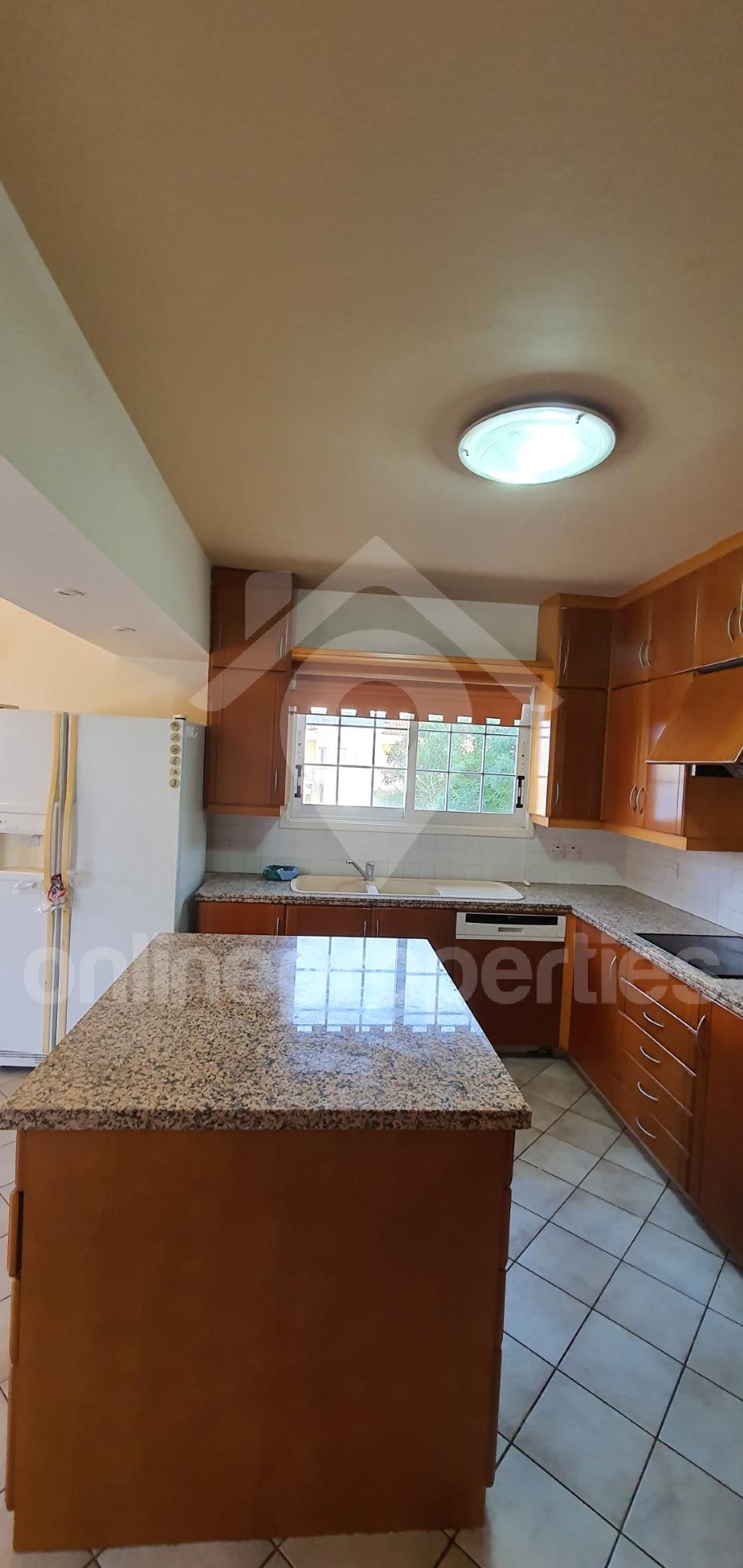 To change image, hover mouse over thumbnails below