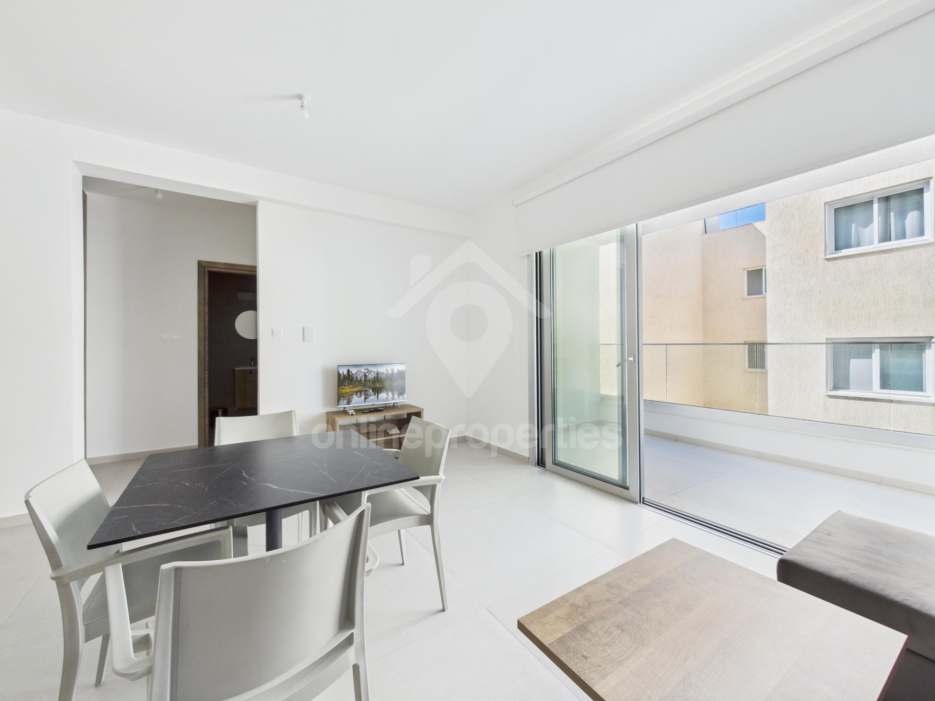 To change image, hover mouse over thumbnails below