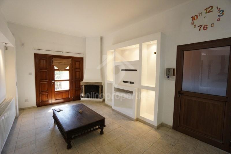 To change image, hover mouse over thumbnails below