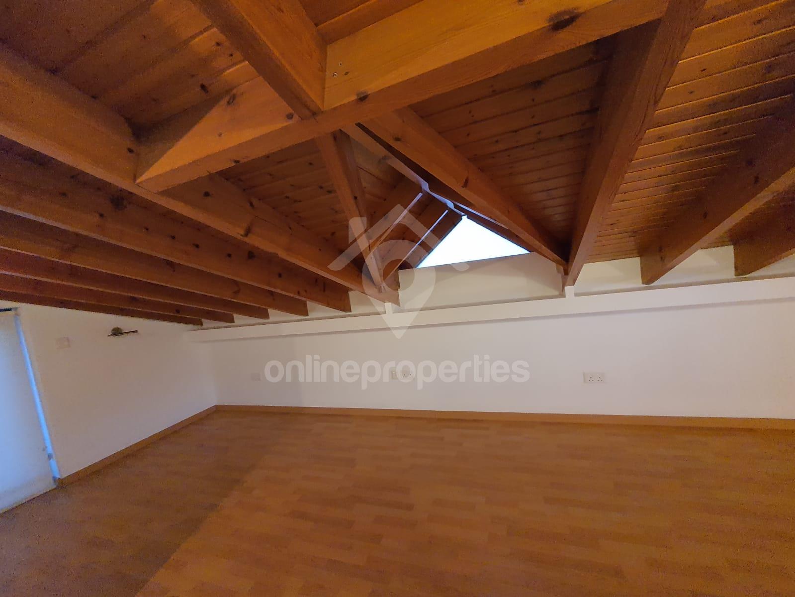 To change image, hover mouse over thumbnails below