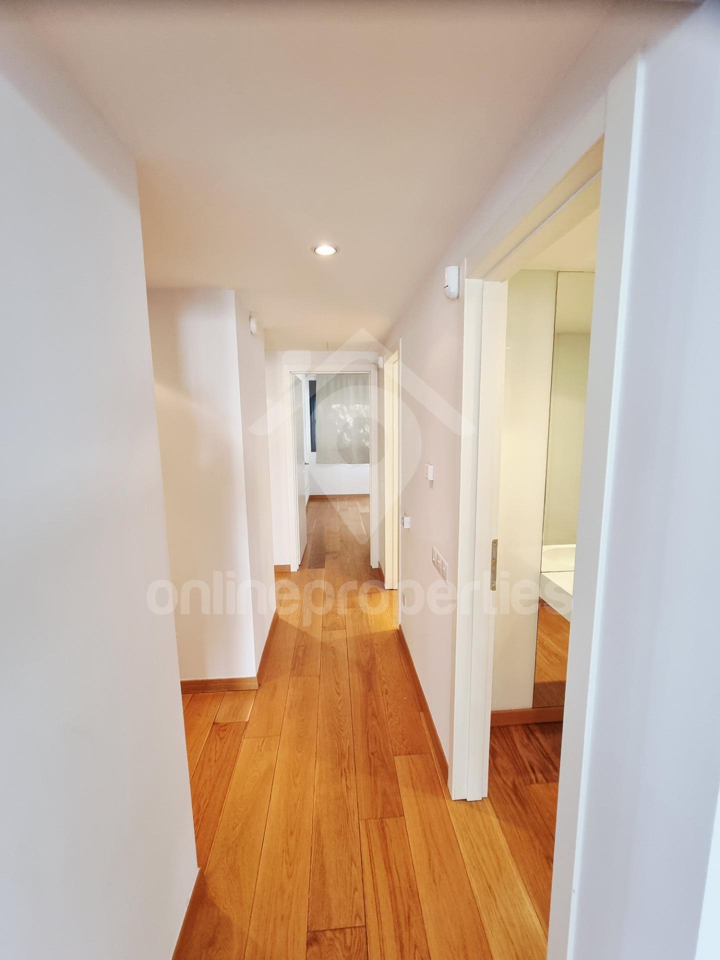 Stylish 3-Bedroom Apartment in Prime Engomi Location