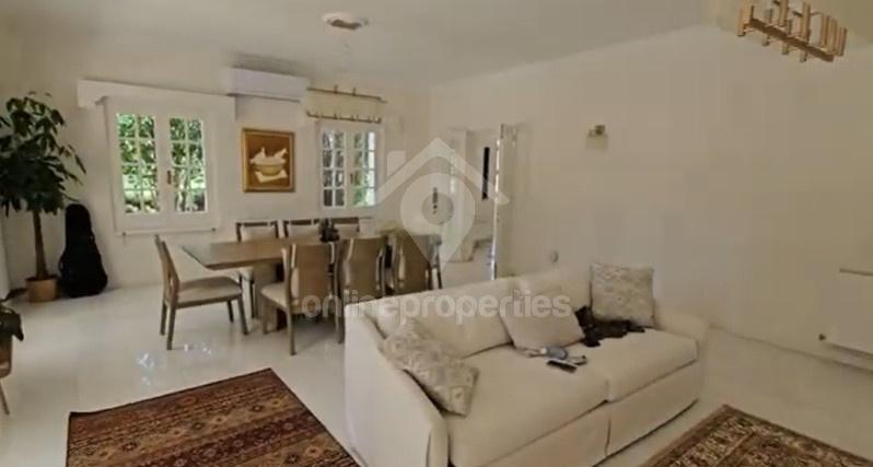 To change image, hover mouse over thumbnails below