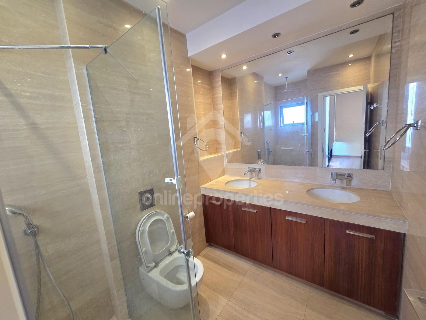 To change image, hover mouse over thumbnails below