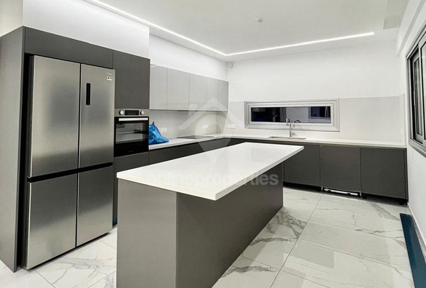 To change image, hover mouse over thumbnails below