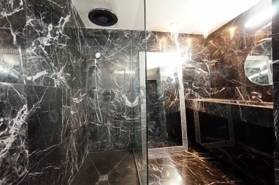 To change image, hover mouse over thumbnails below