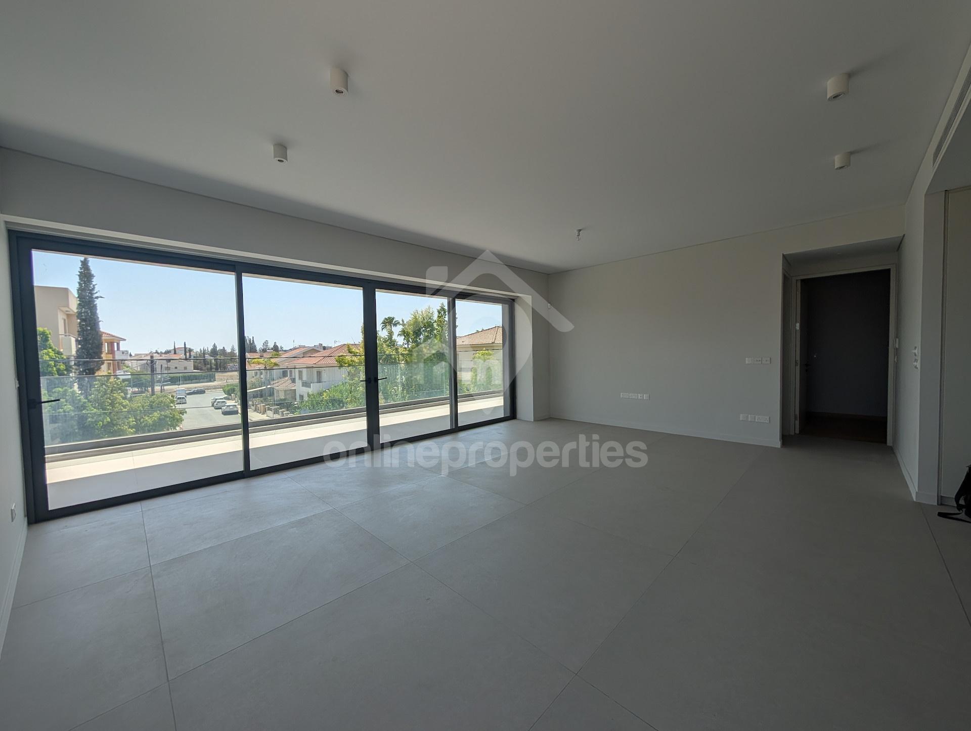 To change image, hover mouse over thumbnails below