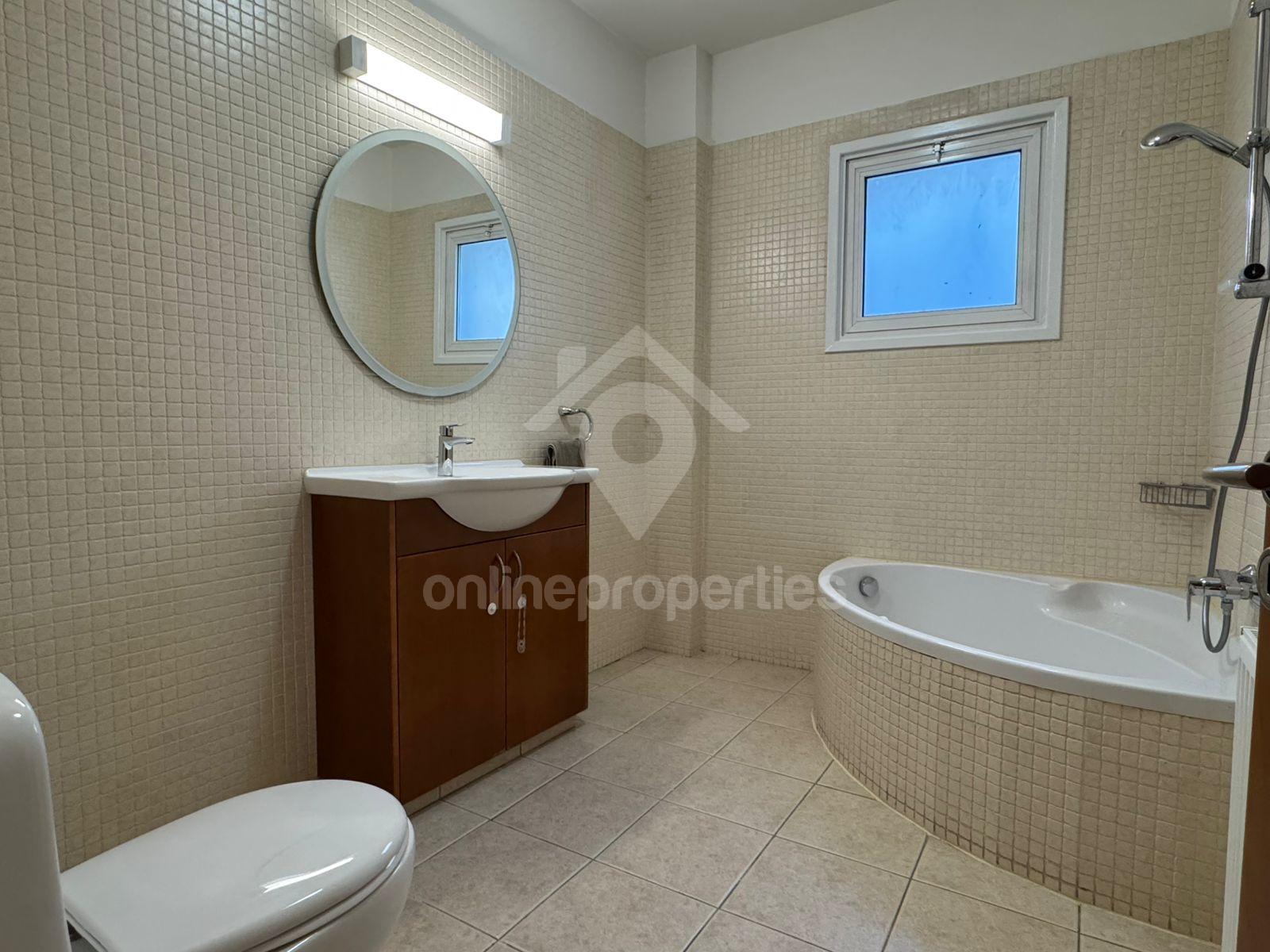 To change image, hover mouse over thumbnails below