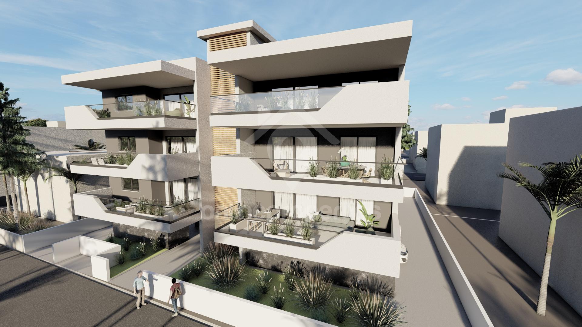 To change image, hover mouse over thumbnails below