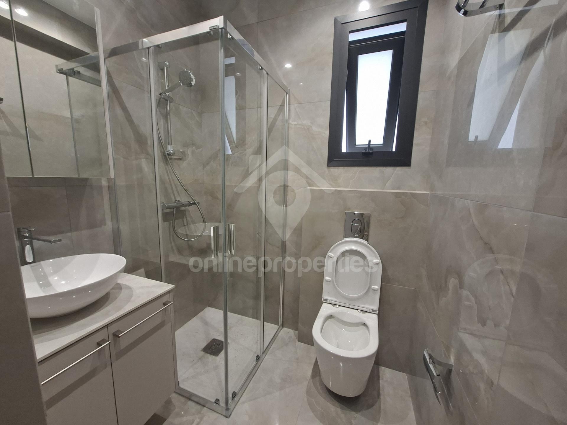 To change image, hover mouse over thumbnails below