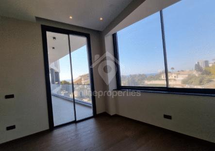 To change image, hover mouse over thumbnails below