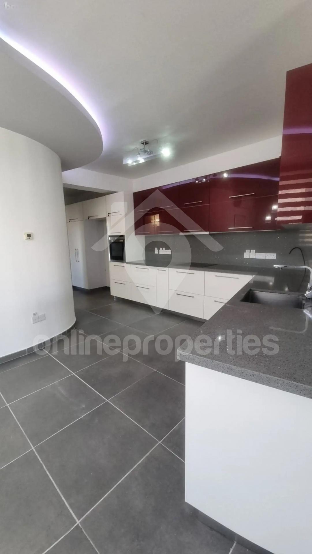 To change image, hover mouse over thumbnails below