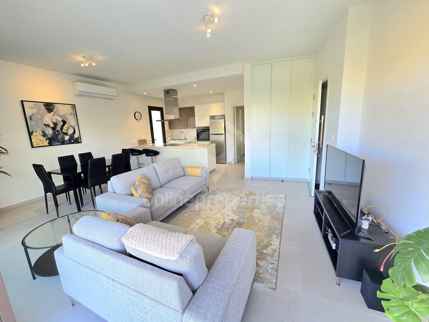 To change image, hover mouse over thumbnails below