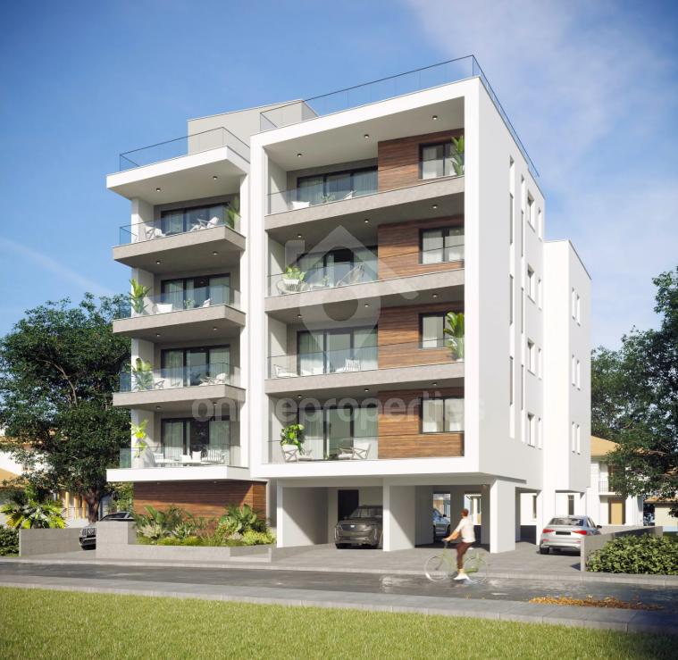 cul-de-sac apartment close to the walled city center
