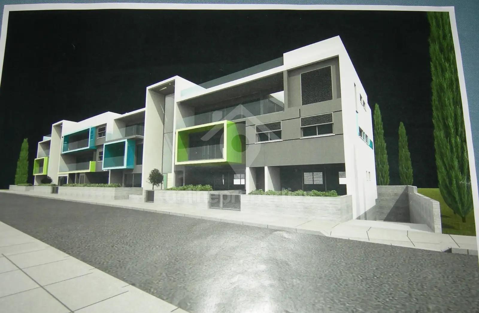 To change image, hover mouse over thumbnails below