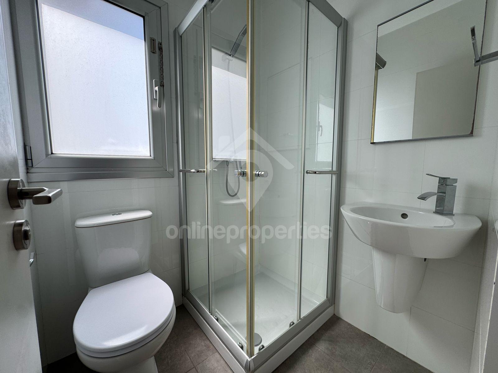 To change image, hover mouse over thumbnails below