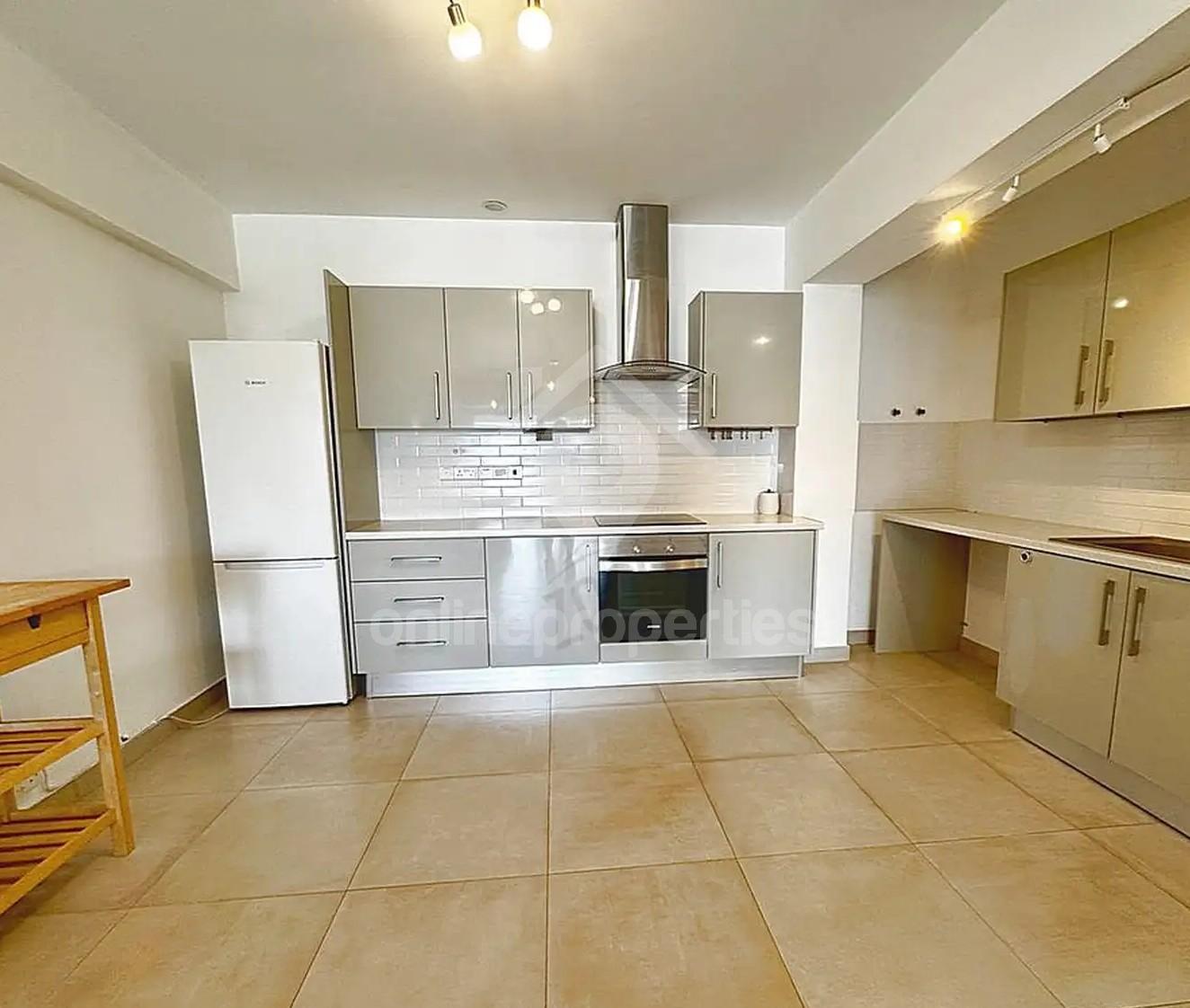 To change image, hover mouse over thumbnails below