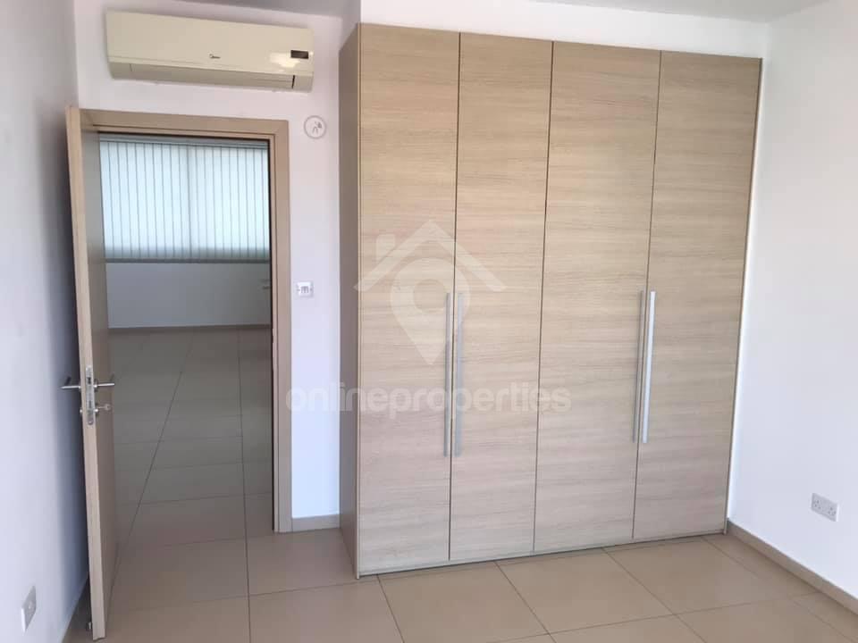 To change image, hover mouse over thumbnails below