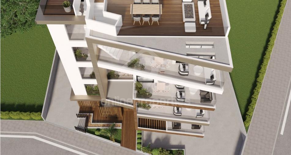 To change image, hover mouse over thumbnails below