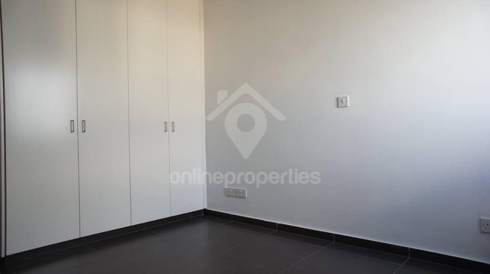 To change image, hover mouse over thumbnails below