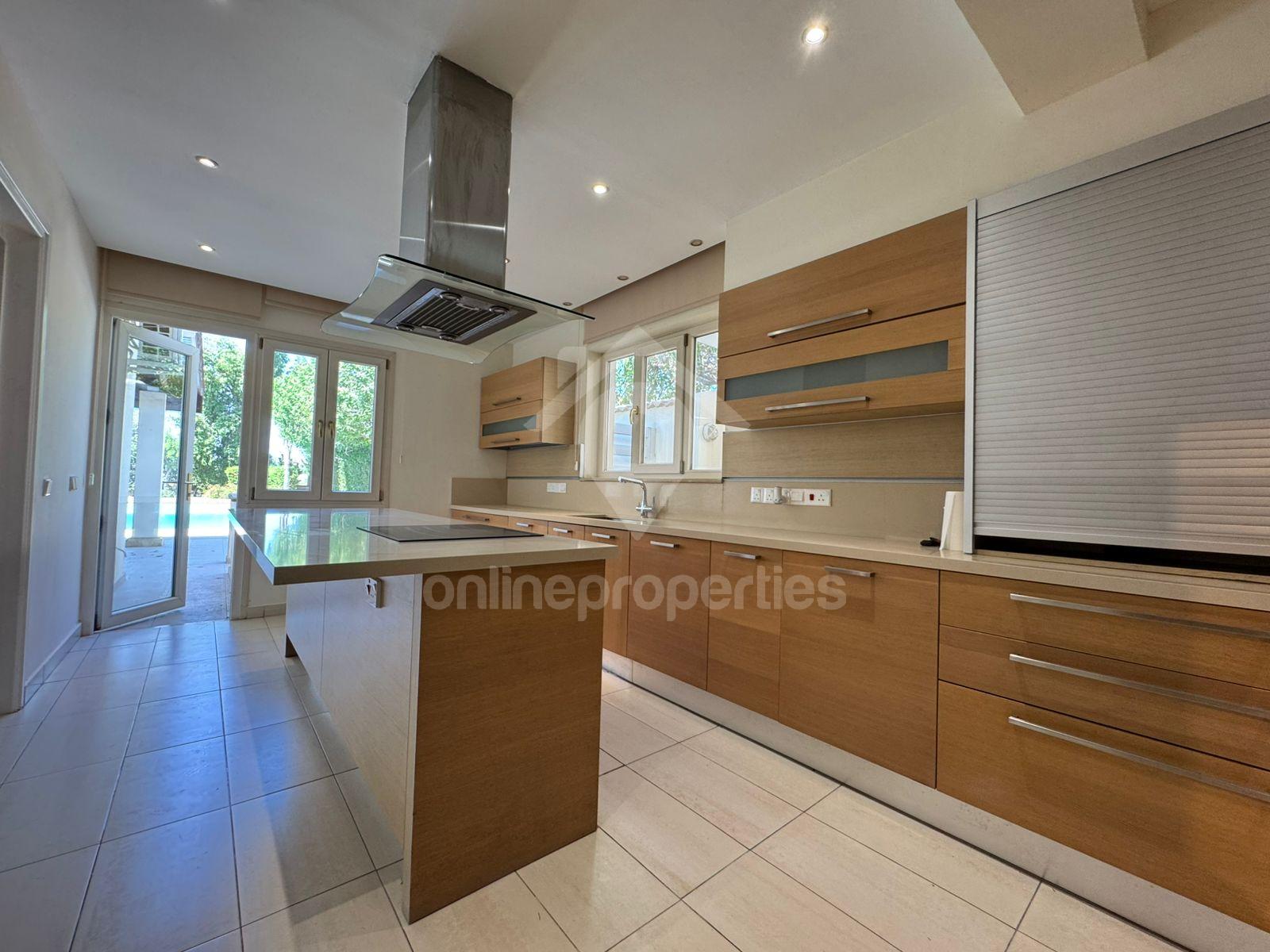 To change image, hover mouse over thumbnails below