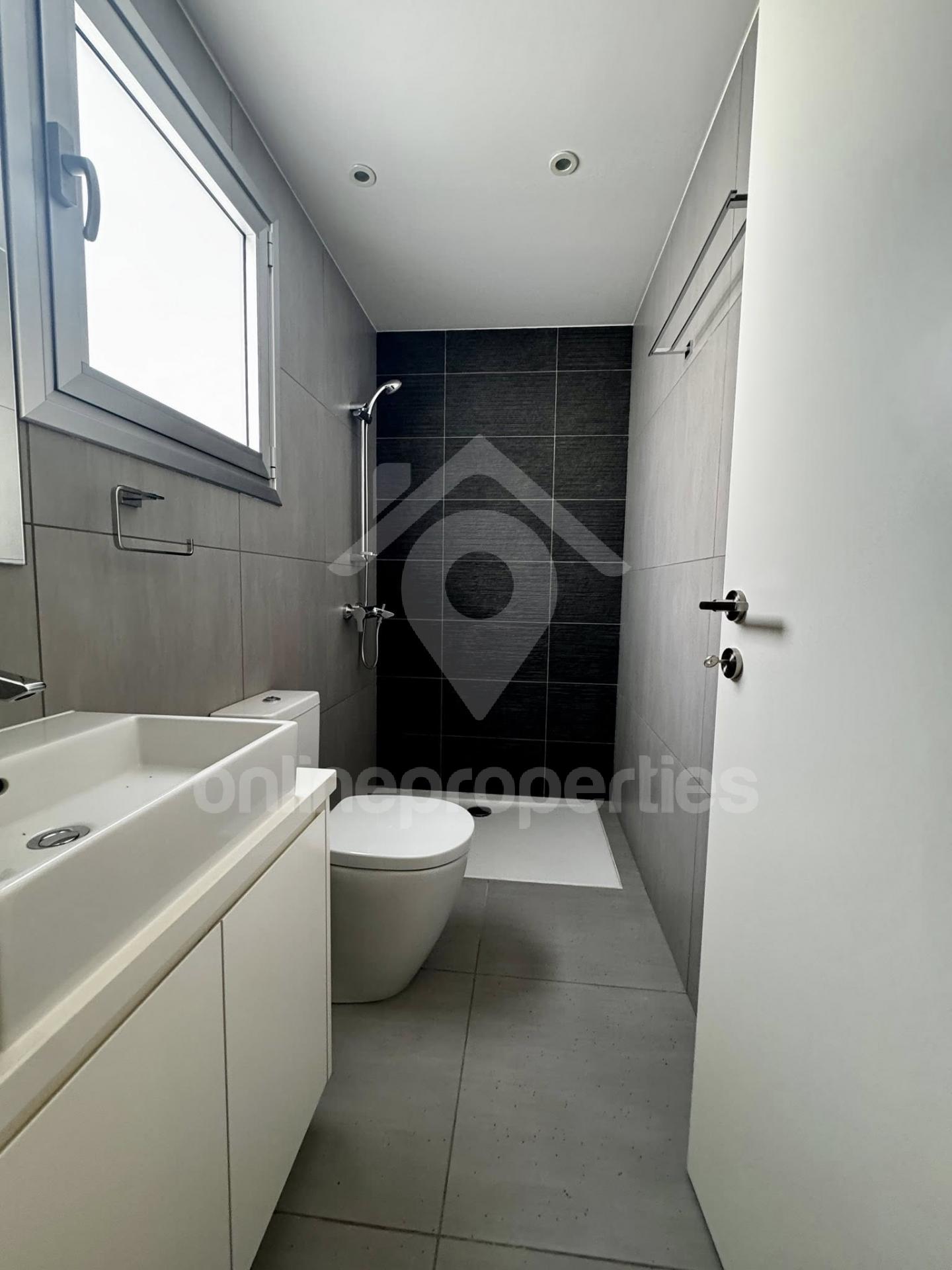 To change image, hover mouse over thumbnails below