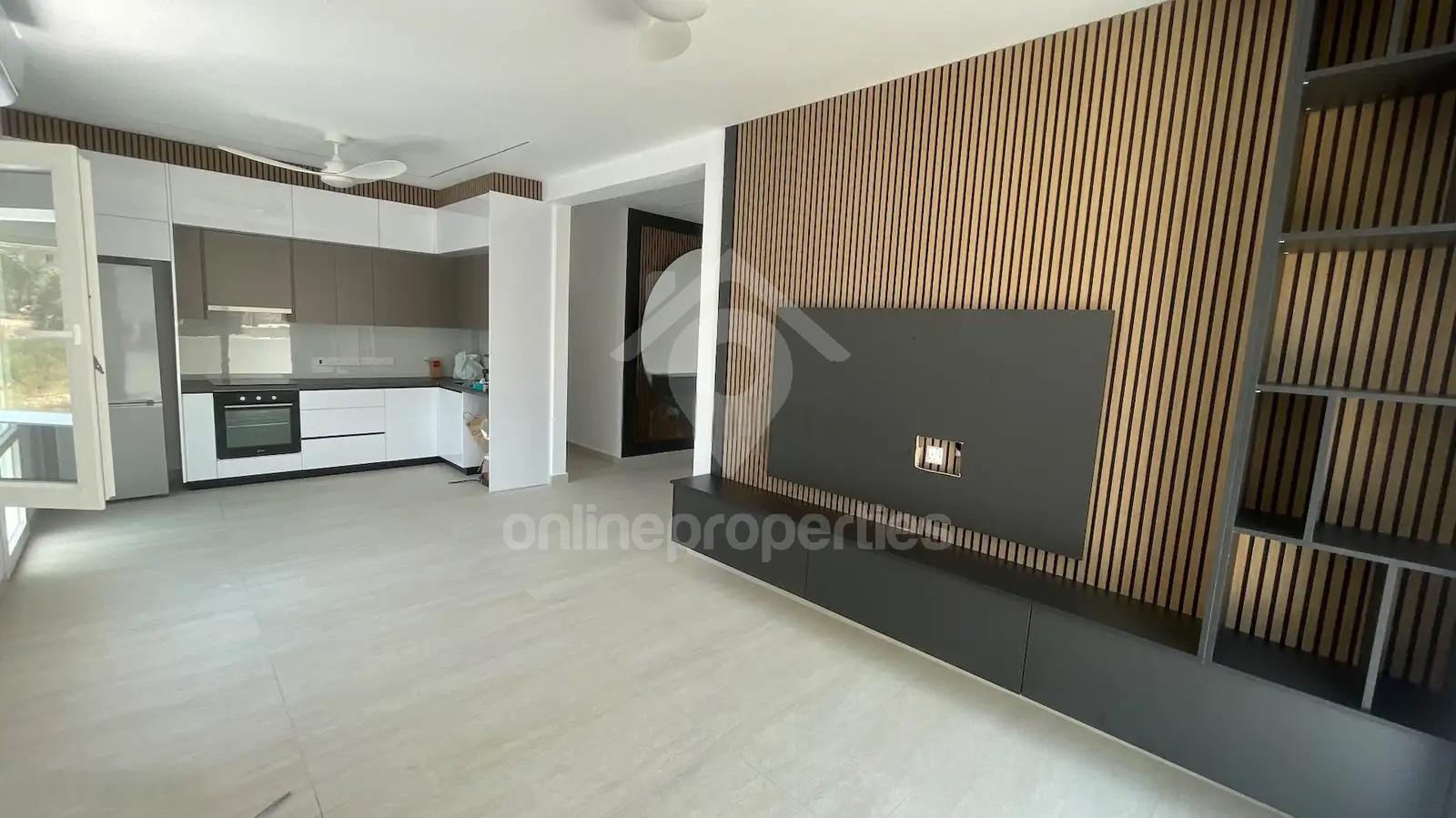 To change image, hover mouse over thumbnails below