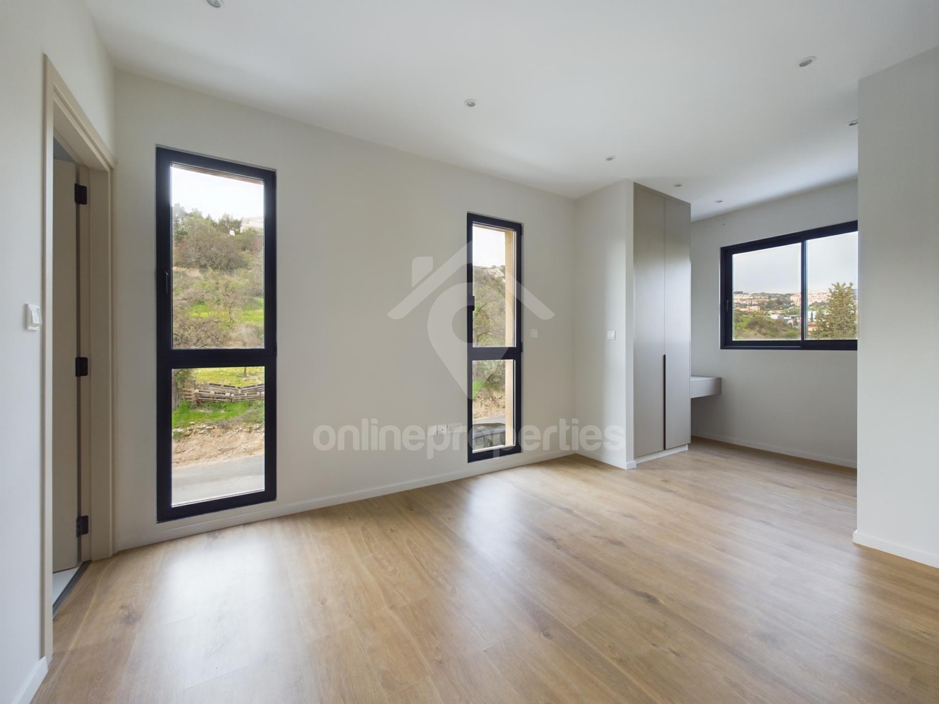 To change image, hover mouse over thumbnails below