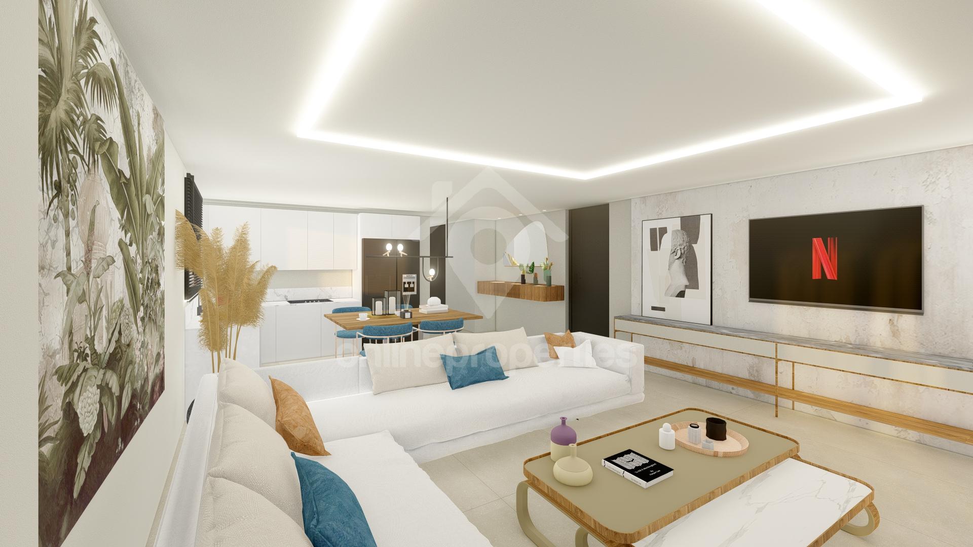 To change image, hover mouse over thumbnails below