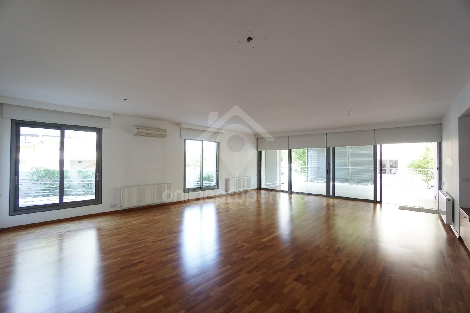 To change image, hover mouse over thumbnails below