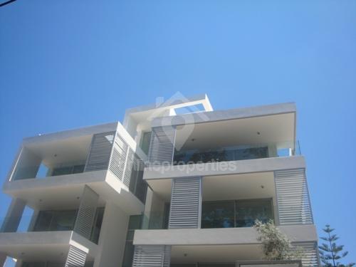 To change image, hover mouse over thumbnails below