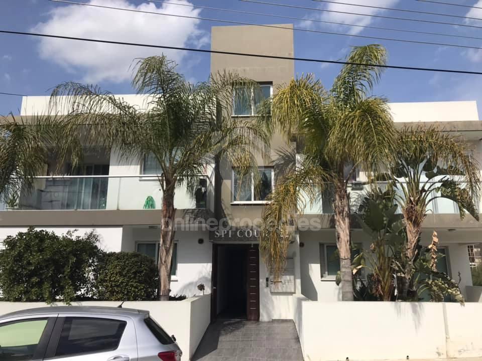 3 bedroom flat close to the University of Nicosia