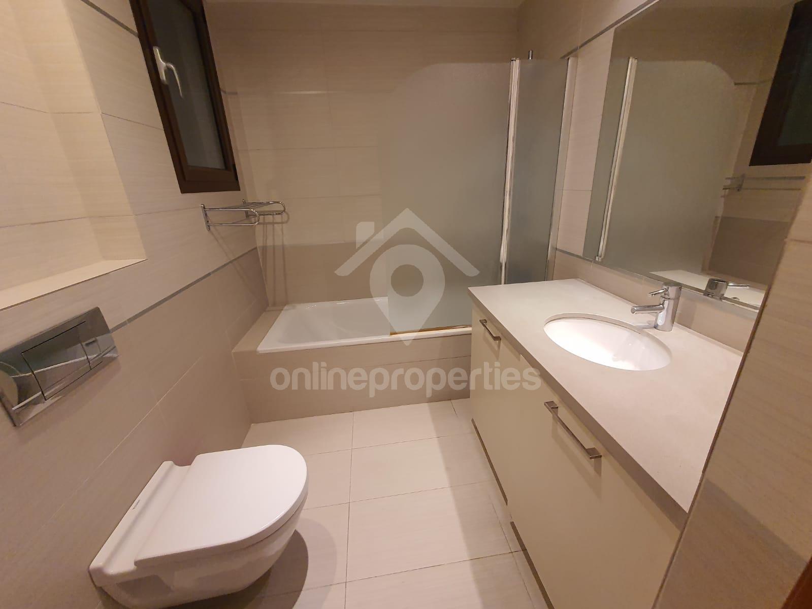 To change image, hover mouse over thumbnails below