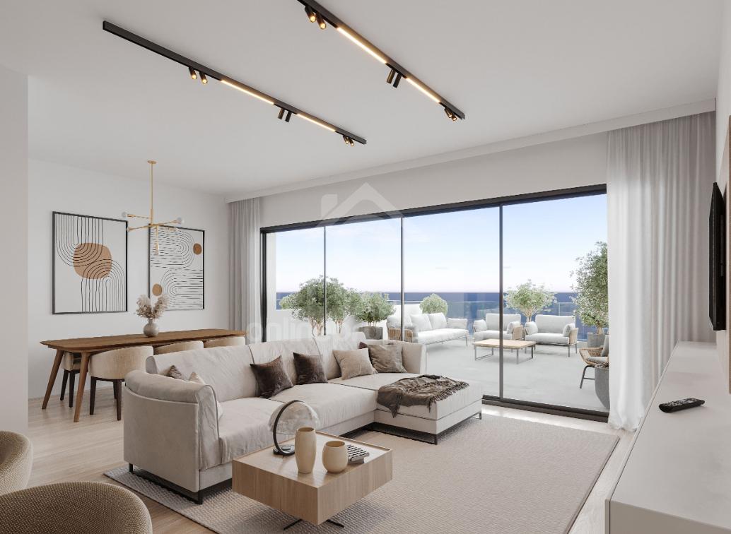 To change image, hover mouse over thumbnails below