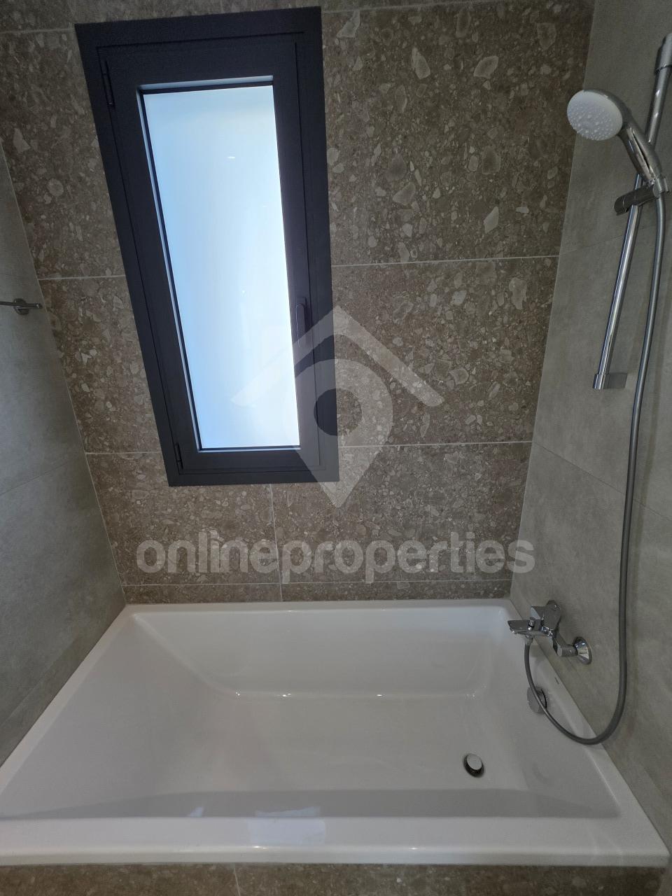 To change image, hover mouse over thumbnails below