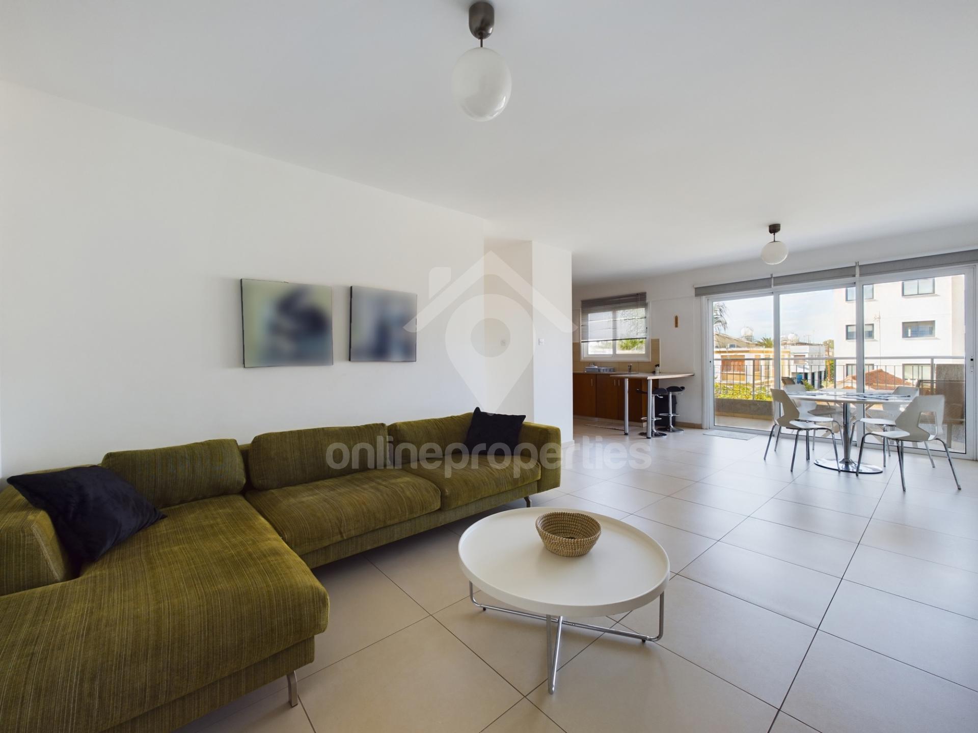 To change image, hover mouse over thumbnails below