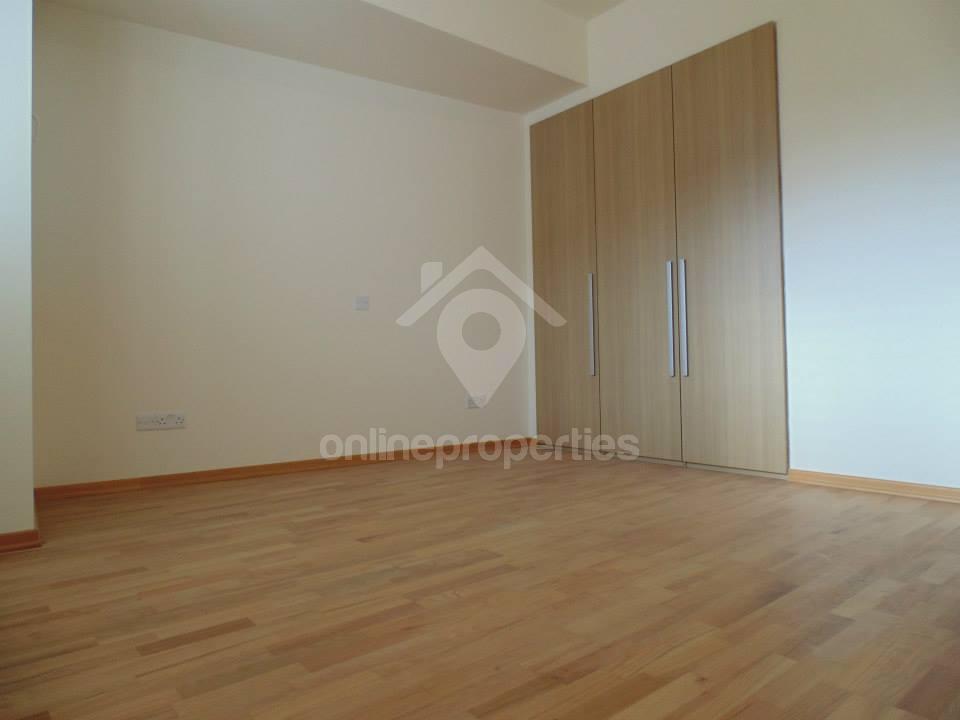 To change image, hover mouse over thumbnails below