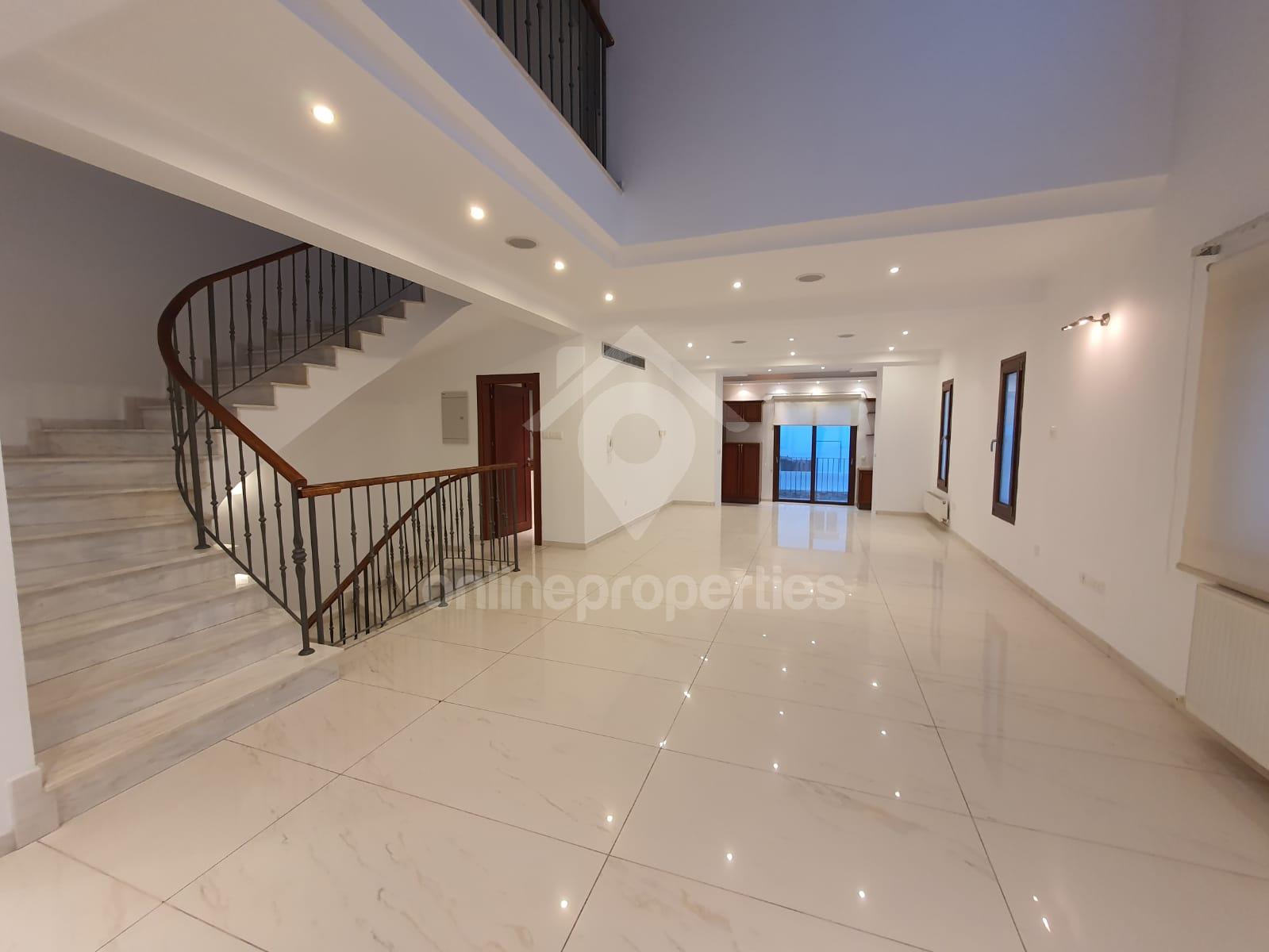 Detached House of 4bed in Makedonitissa