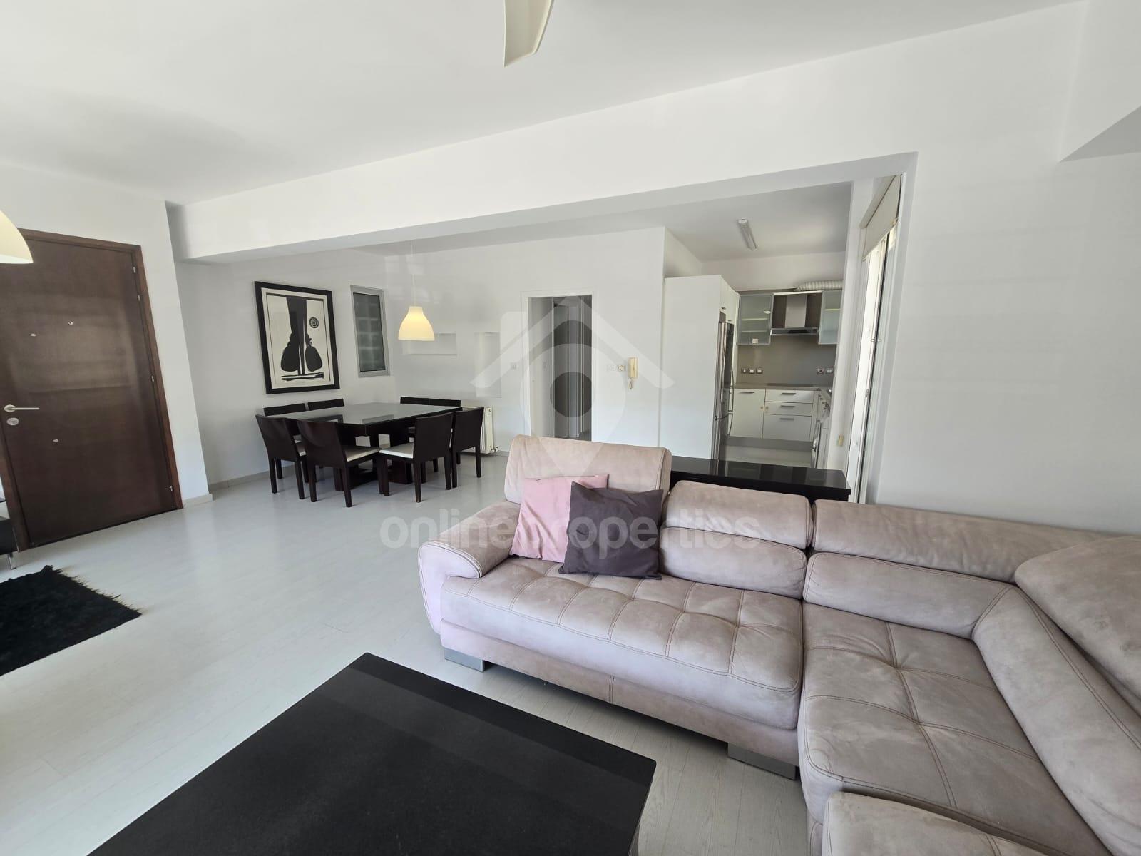 To change image, hover mouse over thumbnails below